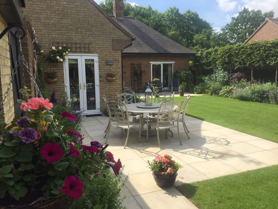 16 simple garden patio lawn hanging basket pleached hedge welch landscape design